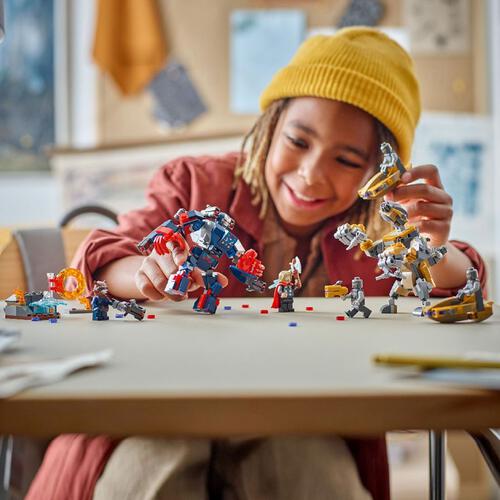 LEGO Avengers: Endgame Thor vs. Chitauri