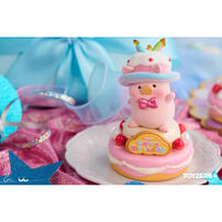 Lulu The Piggy 5th Anniversary Birthday Cake Premium Figure & Stamp Set