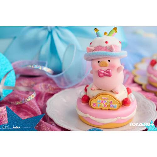 Lulu The Piggy 5th Anniversary Birthday Cake Premium Figure & Stamp Set