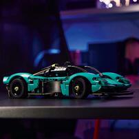 LEGO Technic Aston Martin Valkyrie 42208