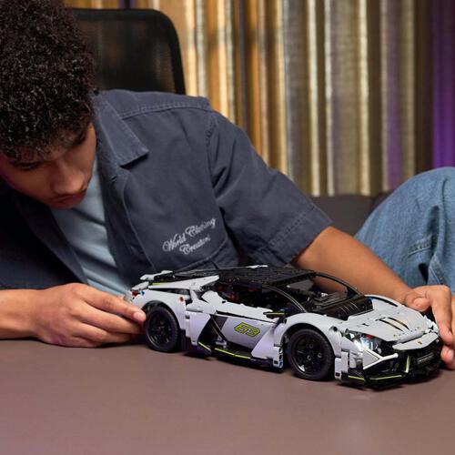 LEGO Technic Lamborghini Revuelto Super Sports Car 42214