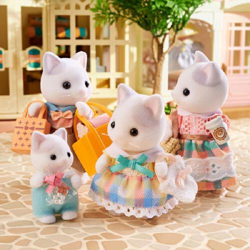 Sylvanian Families Latte Cat Family 5738