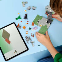 LEGO Minecraft The Pale Garden 21586