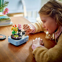 LEGO Creator 3 in 1 Record Player With Flowers 31172