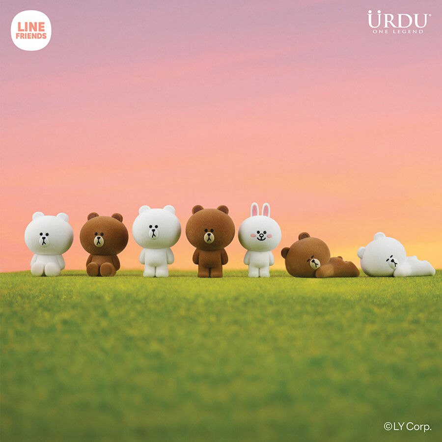 Line Friends meets URDU FLOCKING ライン Line Friends Meets Urdu Flocking Series Blindbox - Assorted | Toys