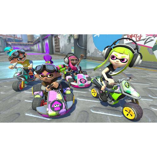 Nintendo Switch Mario Kart 8 Deluxe Bundle (Game + Booster Course Pass)