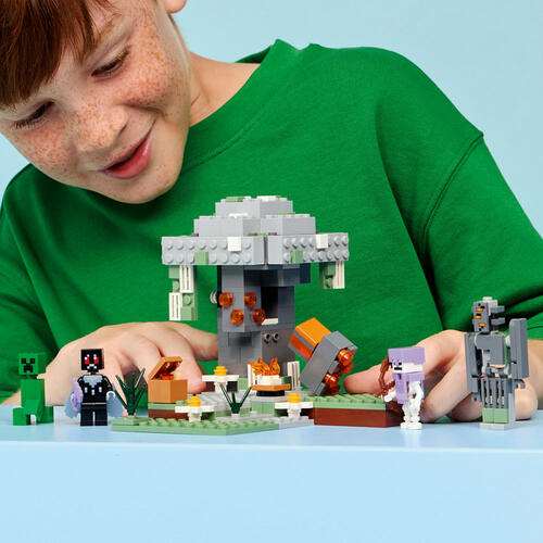 LEGO Minecraft The Pale Garden 21586