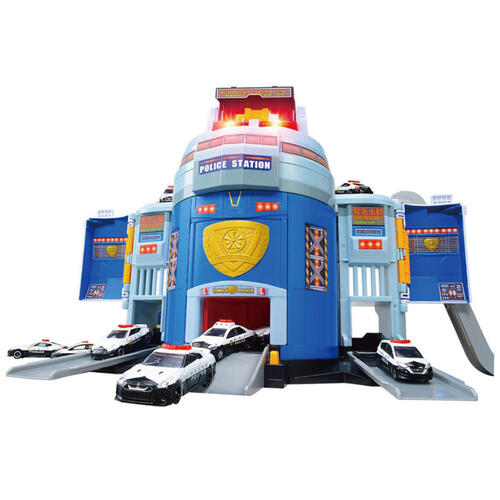 Takara Tomy Tomica Trandsorm DX Police Station