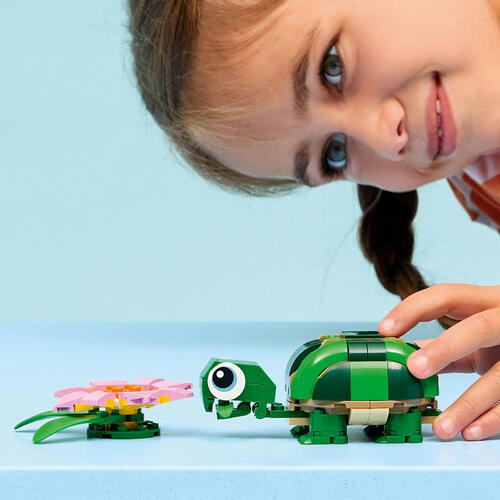 LEGO Creator 3 in 1Turtle with a Water Lily Flower 31377