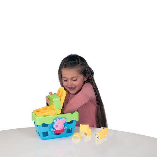 Peppa Pig Shape Sorter Picnic Set เว็บไซต์ทางการ ทอยส์"อาร์"อัส