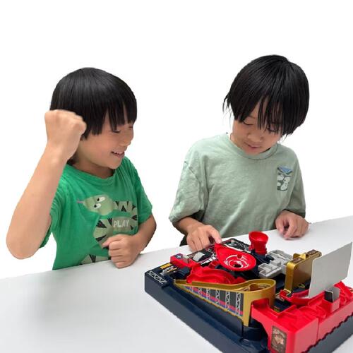 Takara Tomy Athletic Land SASUKE Screwball Scramble Game 