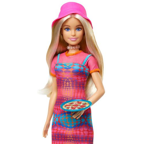 Barbie Pink Passport  Italy Doll Blonde