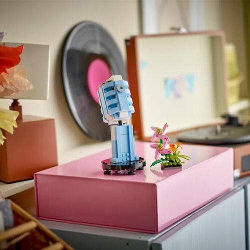 LEGO Creator 3 in 1 Record Player With Flowers 31172