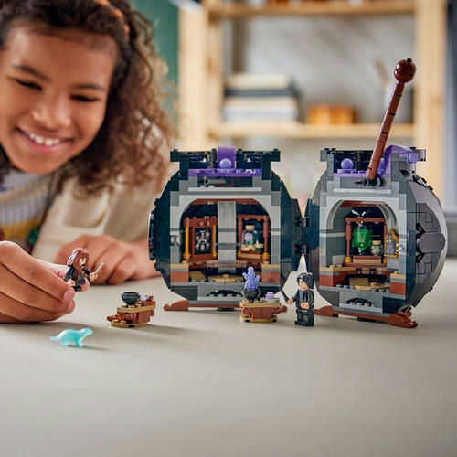 LEGO Harry Potter Cauldron: Secret Potions Classroom 76464