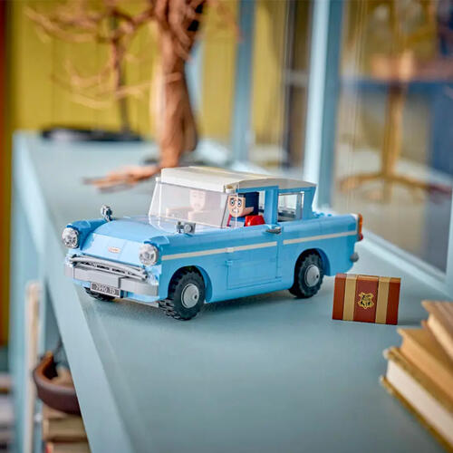 LEGO Harry Potter Enchanted Flying Ford Anglia 76470