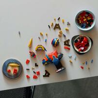 LEGO Marvel Super Heroes Iron Spider-Man Bust 76326