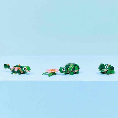 LEGO Creator 3 in 1Turtle with a Water Lily Flower 31377