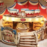 Rolife Tilt-A-Whirl