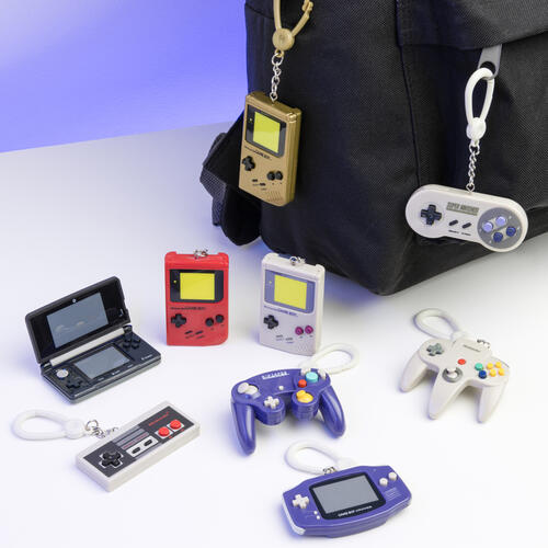 Paladone Nintendo Console Backpack Buddies - Blind Box (1 Pc)