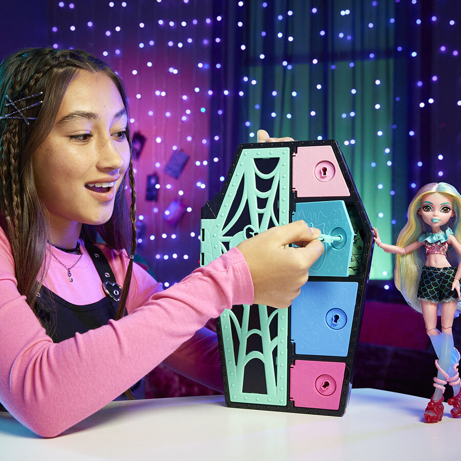 Monster High Skultimate Secret Lagoona Blue Set Toys