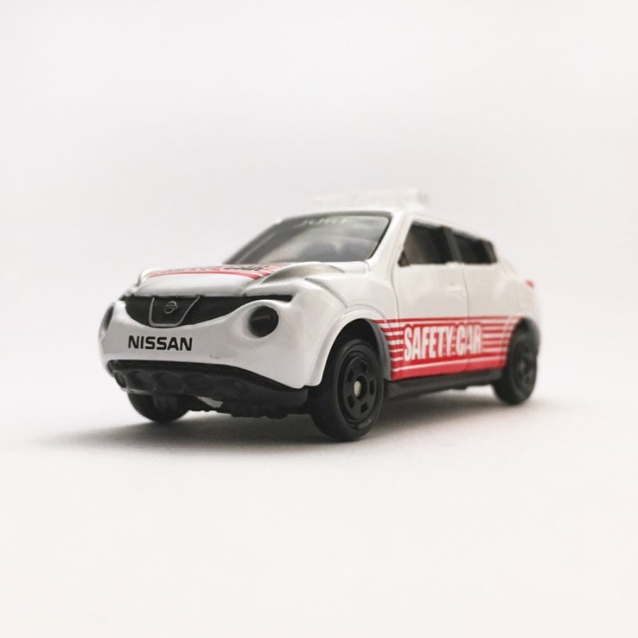 Tomica Nissan Juke Tsukuba Circuit Safety Car Toys R Us Thailand Official Website