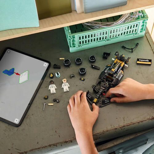 LEGO Speed Champions APXGP Team Race Car from F1 The Movie 77252