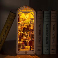 Robotime Rolife Sunshine Town Book Nook Shelf Insert