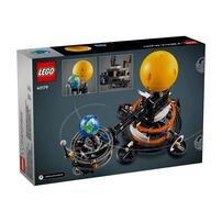 LEGO Technic Planet Earth and Moon in Orbit 42179