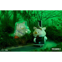 Lulu The Piggy Surprise Can (Black And White Guards)