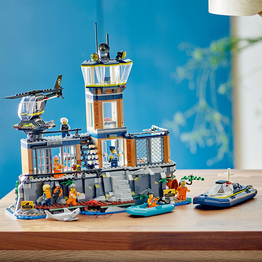 Lego jail break set new arrivals