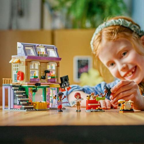 LEGO Friends Music Store & Apartment 42653