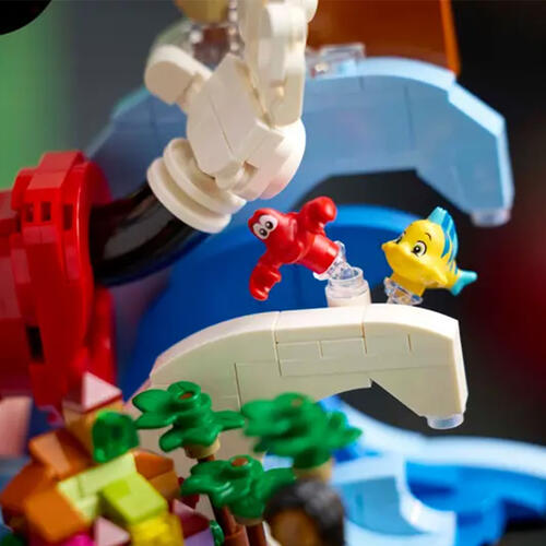 LEGO Ideas Magic Of Disney 21352