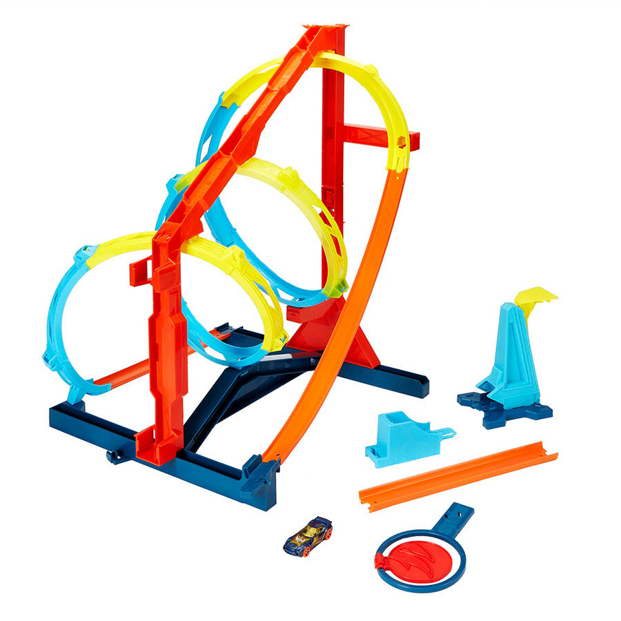 Corkscrew hot wheels set new arrivals