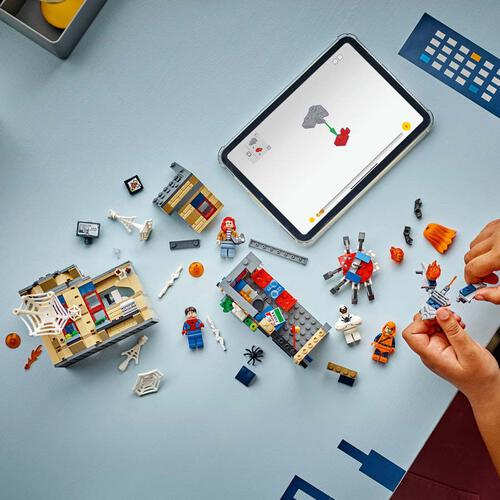 LEGO Super Mario Mario Kart – Interactive LEGO Mario & Standard Kart 72043