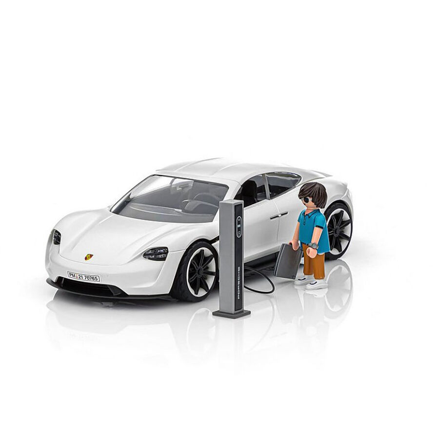 Porsche mission shop e