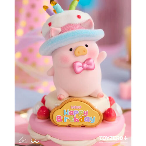 Lulu The Piggy 5th Anniversary Birthday Cake Premium Figure & Stamp Set