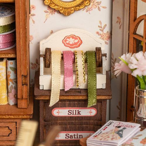 Rolife Elsa's Tailoring DIY Miniature House
