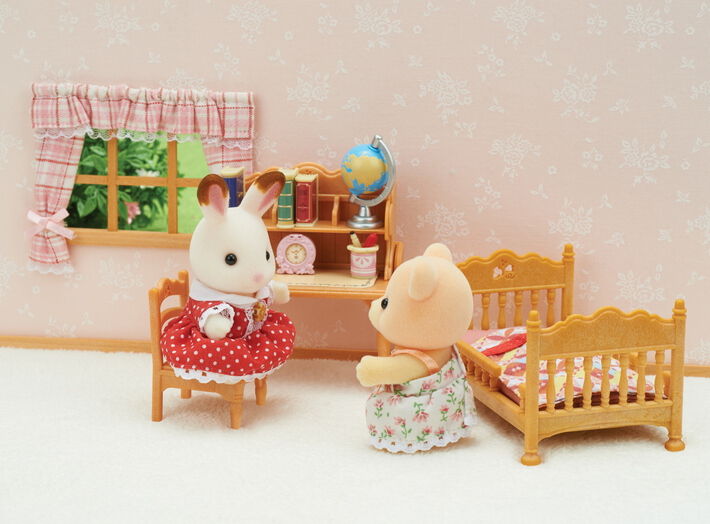 Sylvanian Children s Bedroom Set Toys